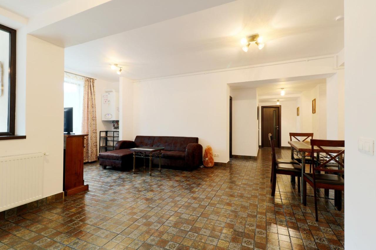 Sofia Apartment Sinaia Exteriör bild